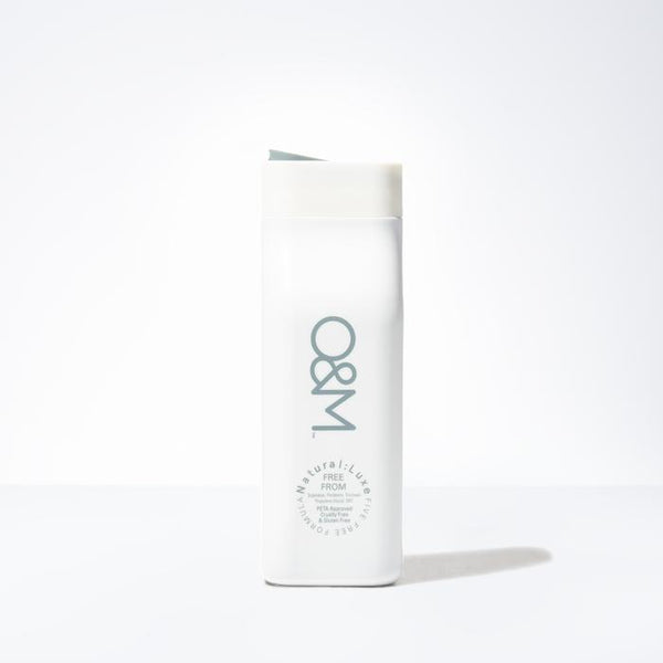 O&M CONQUER BLONDE SILVER SHAMPOO (250ML)